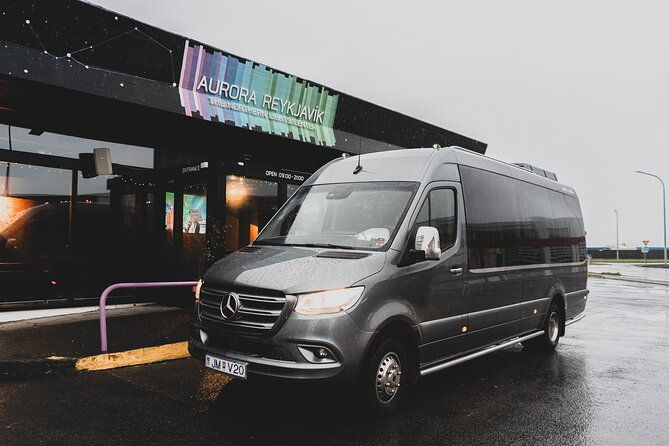 golden-circle-day-tour-in-mini-bus-from-reykjavik-with-fridheimar-tomato-farm