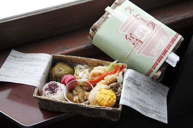 goshogawara-full-day-private-tour-with-government-licensed-guide