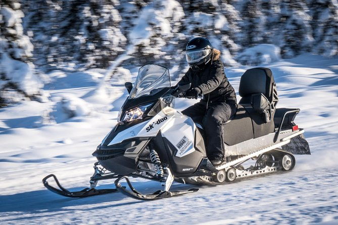 guided-fairbanks-snowmobile-tour