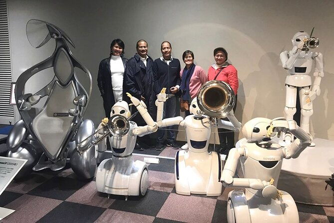 guided-half-day-touram-to-nagoya-castle-toyota-commemorative-museum