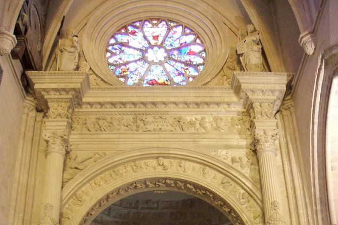 guided-tour-medieval-basin-monuments