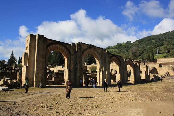 guided-visit-to-medina-azahara