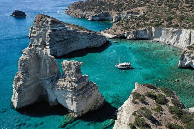 half-day-boat-tour-to-kleftiko-milos