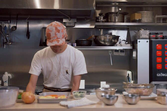 half-day-cooking-class-in-yokohama-local-shopping-district