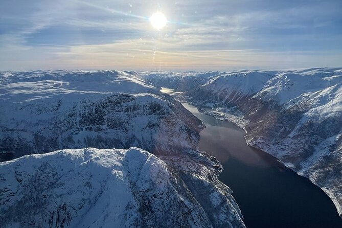 helicopter-over-trolltunga-and-waterfall-sightseeing-from-bergen
