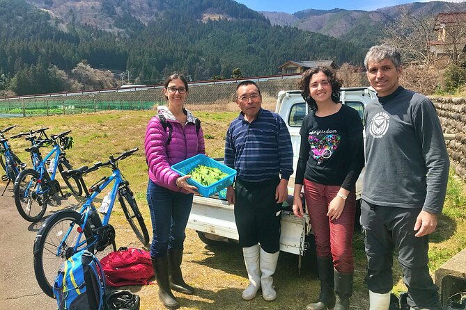 hida-private-e-bike-tour-with-premium-lunch-and-farm-experience