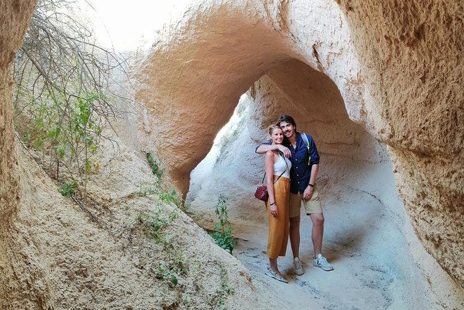 hiking-tour-in-cappadocia-red-and-rose-valley