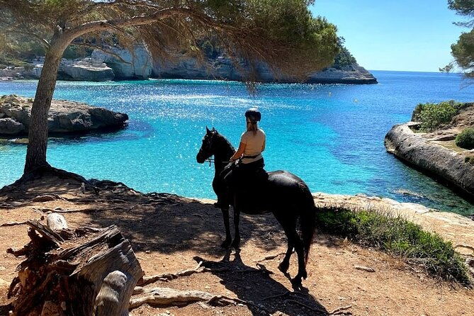 horseback-riding-in-cala-mitjana-menorca-spain