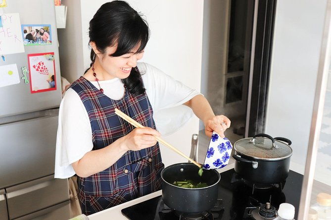 japanese-cooking-class-with-local-chef-sakura-in-central-sapporo