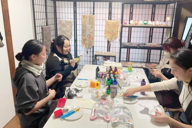 japanese-culture-experience-making-accessories-in-tokyo-asakusa