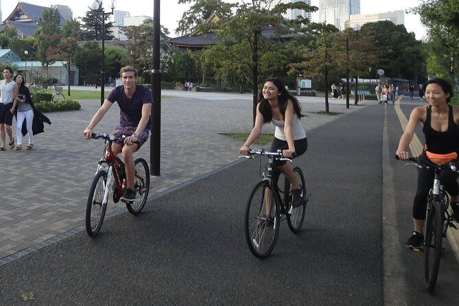 kamakura-heritage-bike-or-walk-tour-with-ex-rickshaw-guide