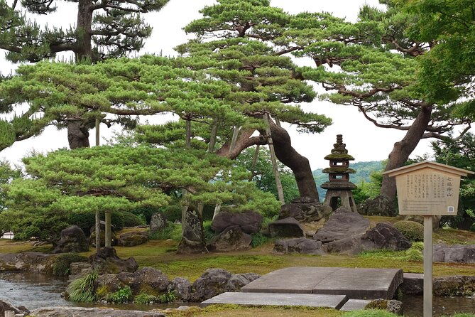 kanazawa-private-tour-with-guide-op-bullet-train-ticket