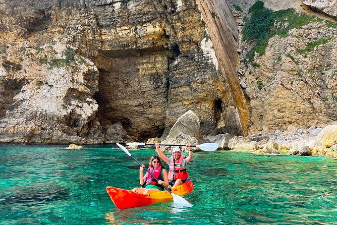 kayak-paradise-cala-portixol-snorkel-cave-cliff-jumping-tour