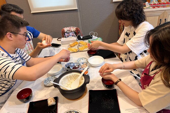 kimono-experience-and-japanese-home-cooking-lesson-osaka-umeda