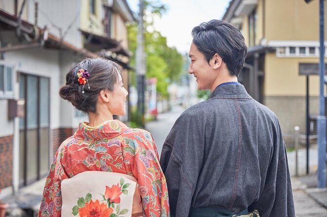 kimono-self-photo-shoot-experience-near-tourist-attractions