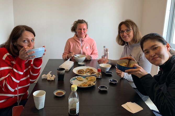 kobe-home-cooking-ramen-and-gyoza-cooking-class