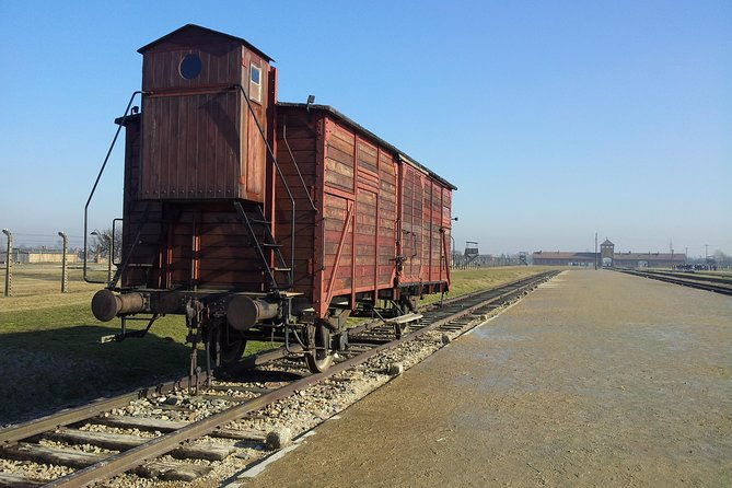krakow-to-auschwitz-birkenau-and-salt-mine-1-day-tour-free-ebook