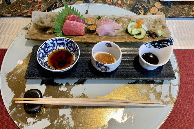 kyoto-gion-walking-private-tour-and-customized-kappo-dinner