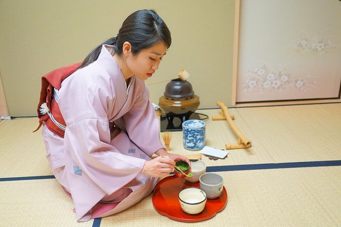 kyoto-tea-ceremony-kiyomizu-dera-temple-walking-tour-2