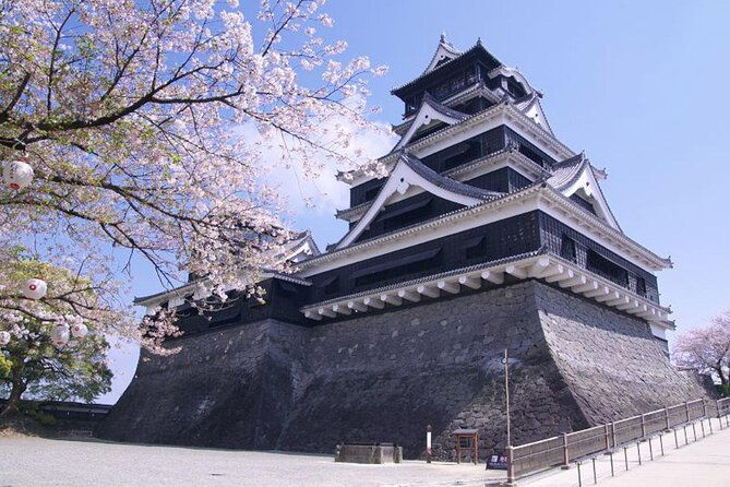 kyushu-kumamoto-and-aso-volcano-castle-day-tour-from-hakata