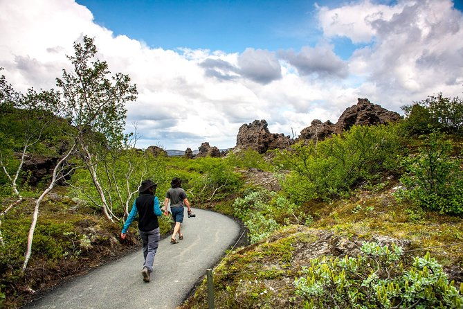 lake-myvatn-godafoss-small-group-tour-from-akureyri-port