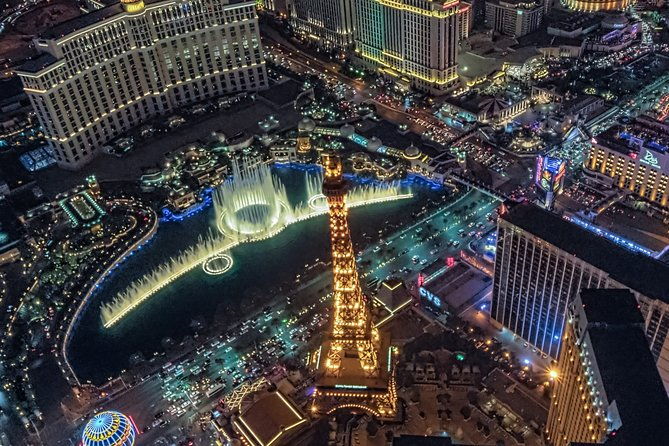 las-vegas-strip-helicopter-night-flight-with-optional-transport