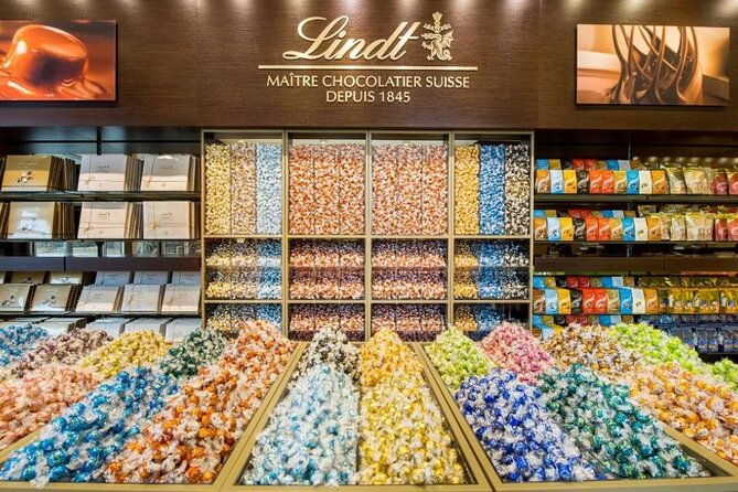 lindt-home-of-chocolate-cruise-on-lake-zurich-and-old-town-walking-tour