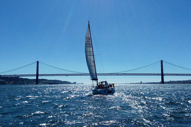 lisbon-sailing-tour-on-a-luxury-sailing-yacht-with-2-drinks
