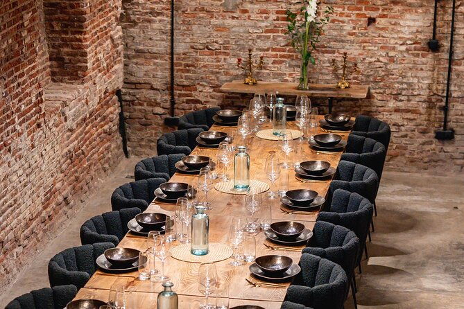 local-tapas-tour-with-private-dinner-and-bottomless-wine