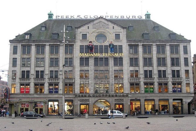 madame-tussauds-amsterdam-1-hour-canal-cruise