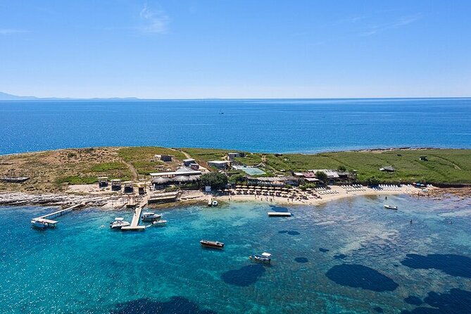 medulin-glass-boat-tour-experience-to-kamenjak-with-mermaid