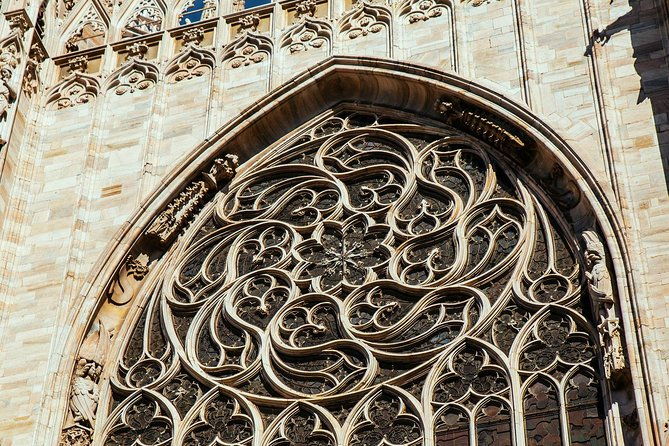milan-duomo-terrace-private-tour-with-ticket-guide-included