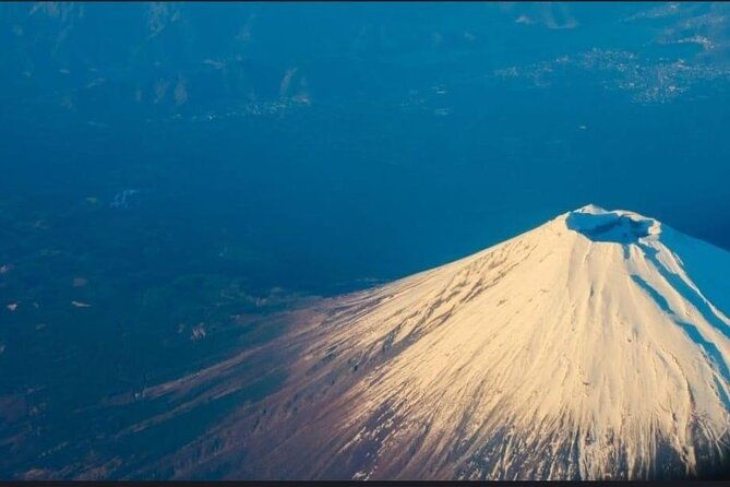 mt-fuji-and-lake-kawaguchi-day-trip-with-guide