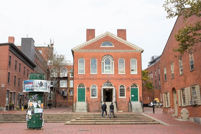 mysteries-and-murders-of-salem-guided-night-time-walking-tour