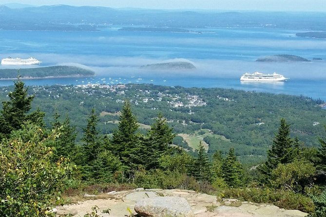 narrated-bus-tour-of-bar-harbor-and-acadia-national-park