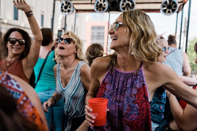 nashville-biggest-wildest-party-public-tractor-tour-ages-21