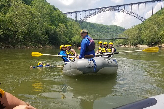 national-park-whitewater-rafting-in-new-river-gorge-wv