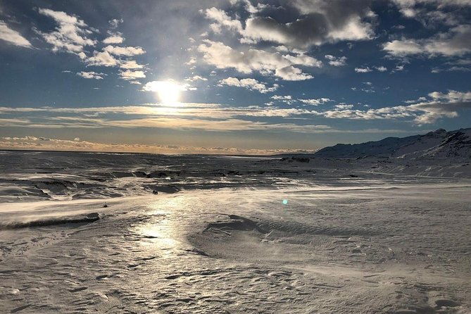 natural-blue-ice-cave-tour-of-vatnajokull-glacier-from-jokulsarlon