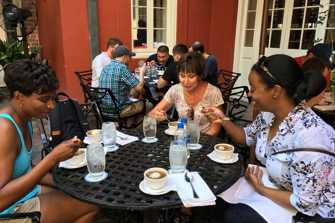 new-orleans-food-walking-tour-of-the-french-quarter-with-small-group-option