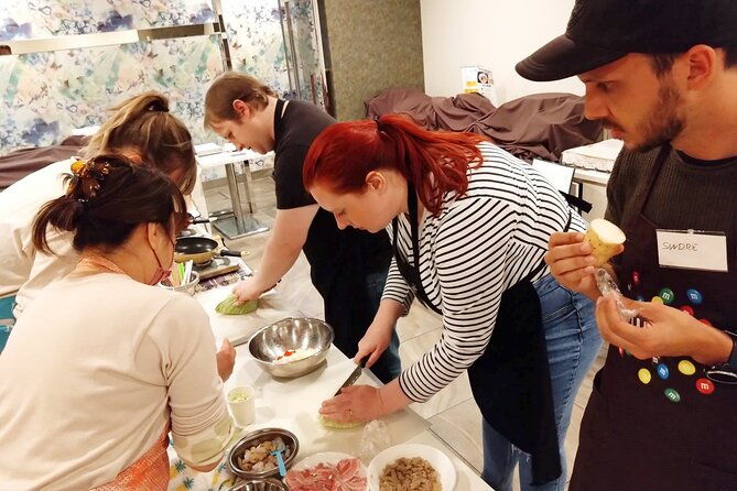 osaka-okonomiyaki-cooking-experience