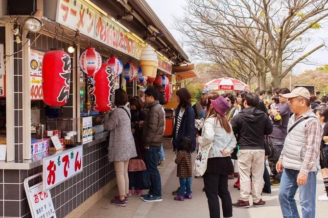 osaka-spring-daytime-cherry-blossom-food-tour