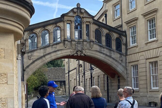 oxford-alumni-led-walking-tour-w-opt-new-college