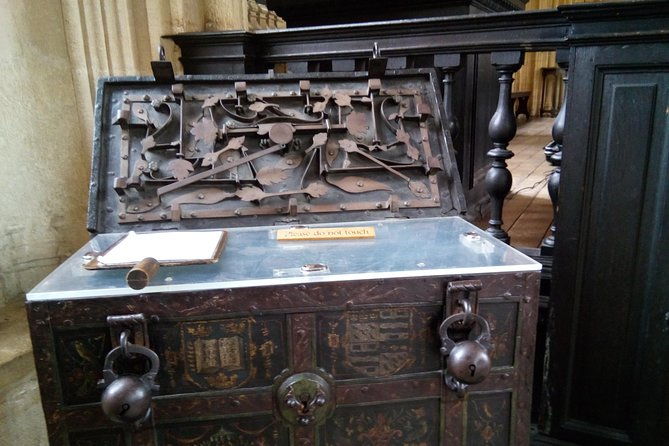 oxford-harry-potter-insights-entry-to-divinity-school-public-tour