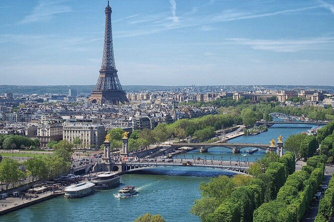 paris-one-hour-seine-river-cruise-with-recorded-commentary