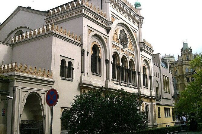 pragues-jewish-quarter-a-self-guided-audio-tour