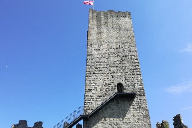 private-2-hour-tour-of-the-medieval-castle-over-lake-como