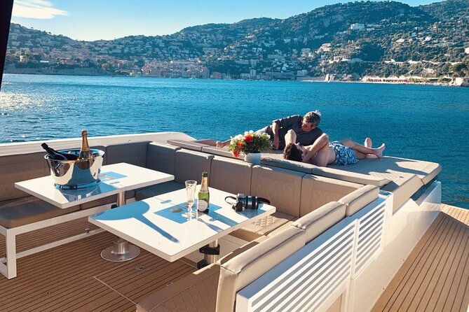 private-5-hour-cruise-on-brand-new-luxury-yacht-in-mykonos-para-voce