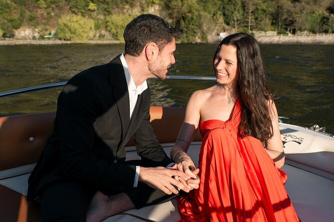 private-boat-tour-on-lake-como