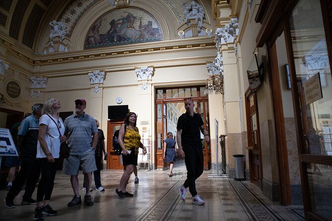 private-budapest-walking-tour-with-cake-coffee