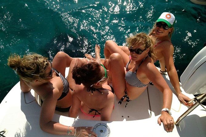 private-catamaran-beach-hopping-in-ibiza